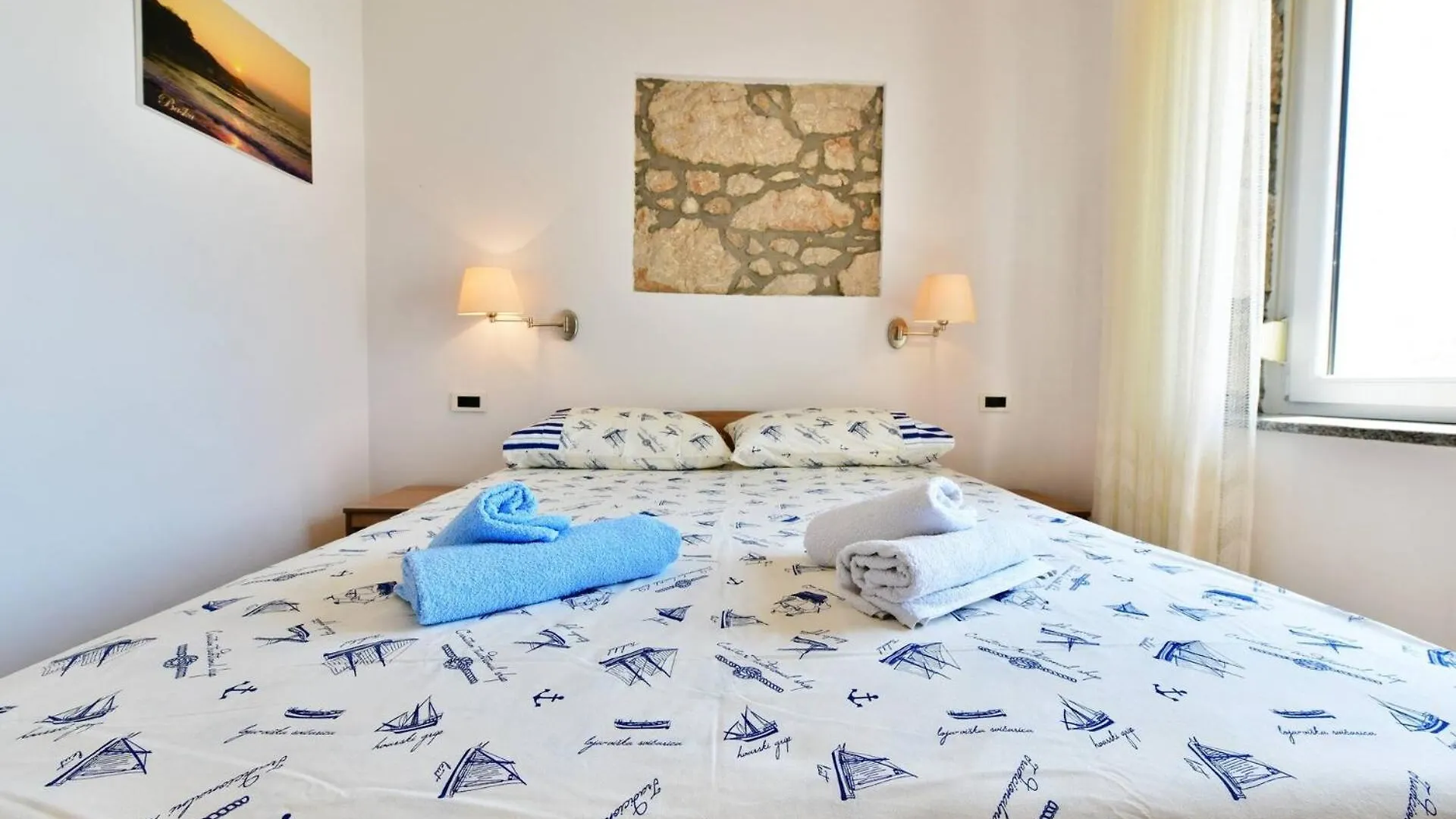 Apartments Barbalic Beach バスカ 0*,